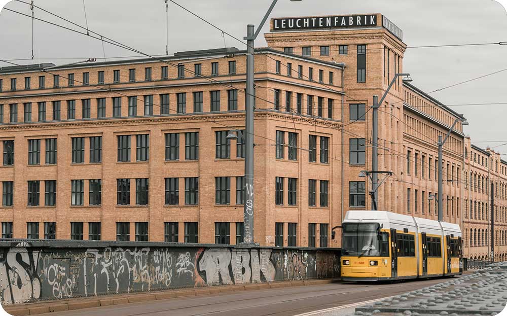 Leuchtenfabrik, Berlin